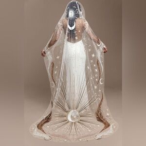 ISO Rue De Seine Desert Rose Veil